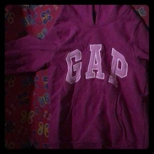 A gap sweater
